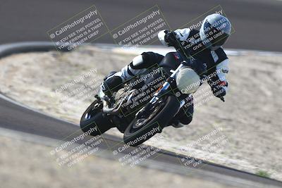 media/Nov-02-2025-Lets Ride (Sun) [[f7a3caa734]]/C Group/1240pm (Turn 2 Outside)/